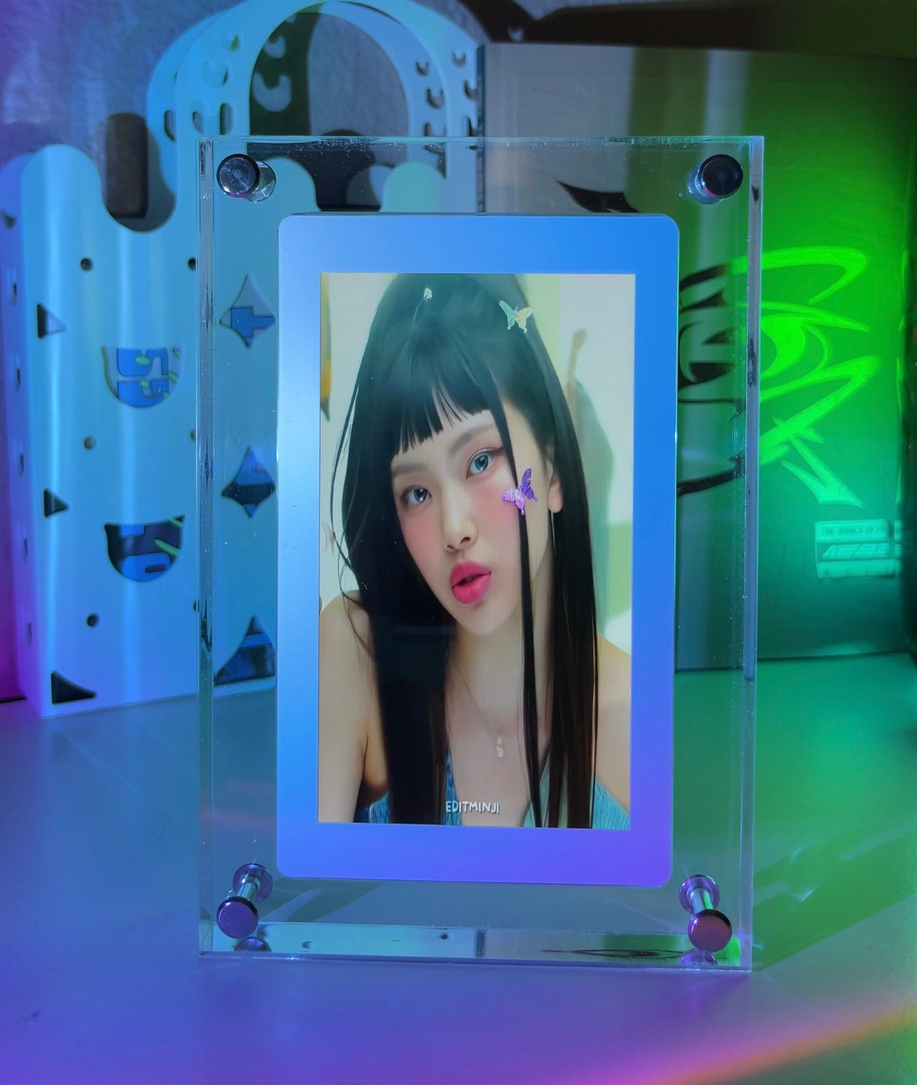 Digital K-Pop Frame™